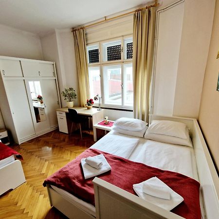 B&B Vila Teslova Ljubljana Eksteriør billede