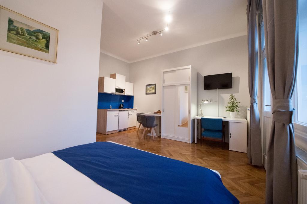 B&B Vila Teslova Ljubljana Eksteriør billede